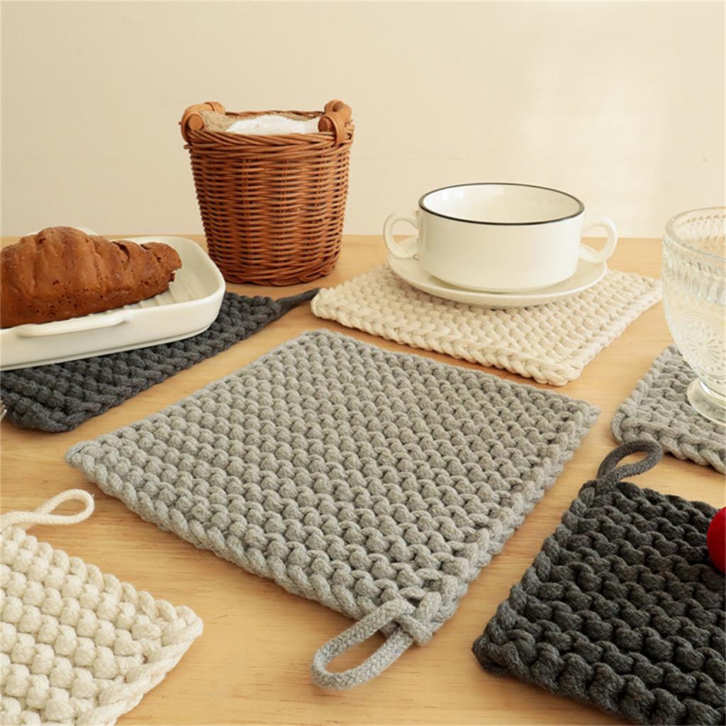 Topflappen, Küchenutensil, Baumwolle, Hitzebeständiger gehäkelter Topflappen mit Aufhängeschlaufen, Quadratische Hitzeschutzmatten für Küche, Kochen und Backen