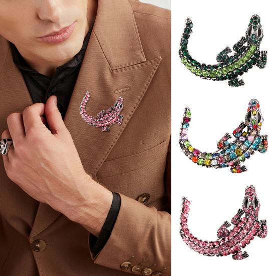 Alloy Brooch Sparkling Rhinestones Inlaid Animal Design Collar Pin Non-Fading Bright Drip Technology Clothing Pin Wedding Christmas Accessories