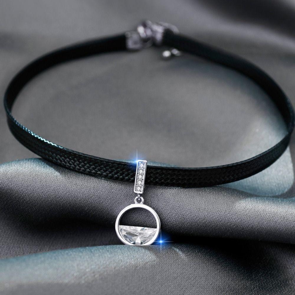 Charm PU Collar Girl Gift Punk Necklace Korean Style Jewelry Glitter Zircon Necklace Women Choker