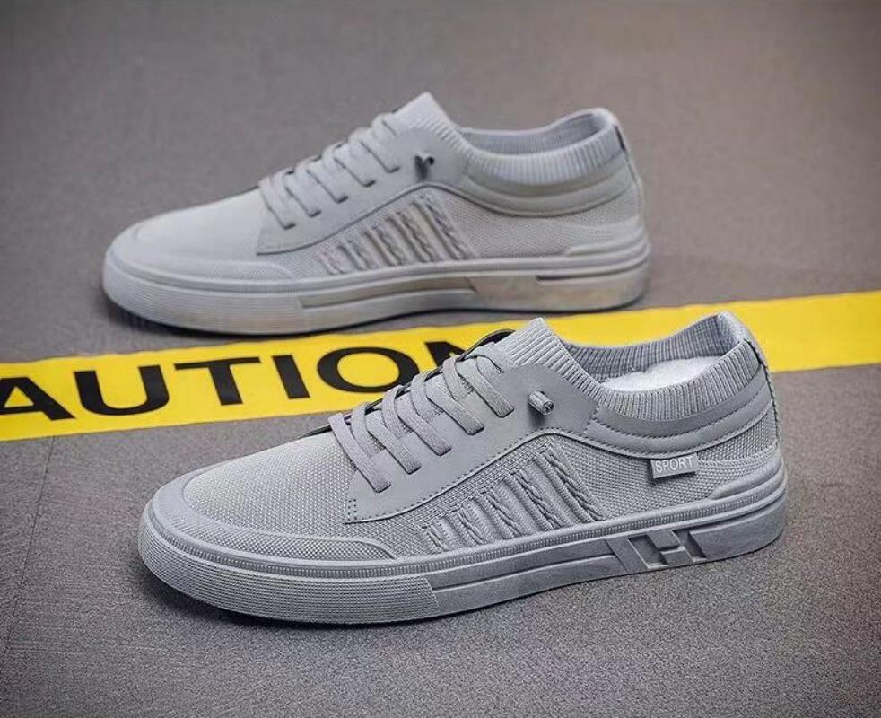 Men's Breathable Sneakers Summer Casual Loafers Lightweight Round Head Solid Colour Non-slip Flats