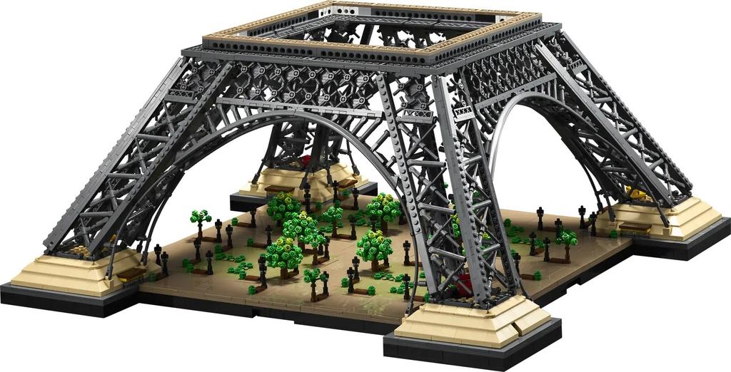 LEGO Icons 10307 - Eiffel Tower