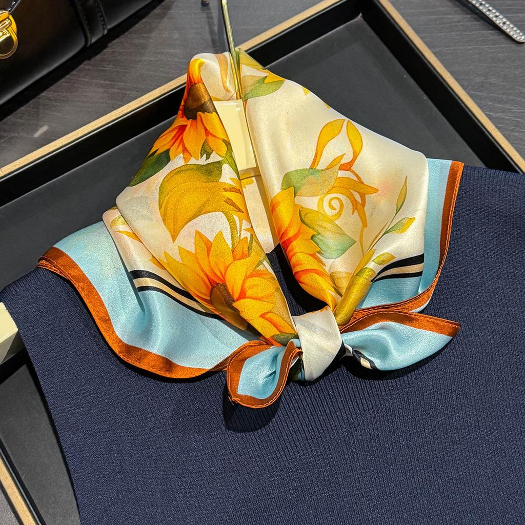 New sunflower silk small square scarf women's spring and summer national style printed mulberry silk scarf square scarf silk silk scarf