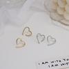 Silver Needle Non-Piercing Heart Earrings for Women - Minimalist, Simple Lines, Niche Design Ear Jewelry