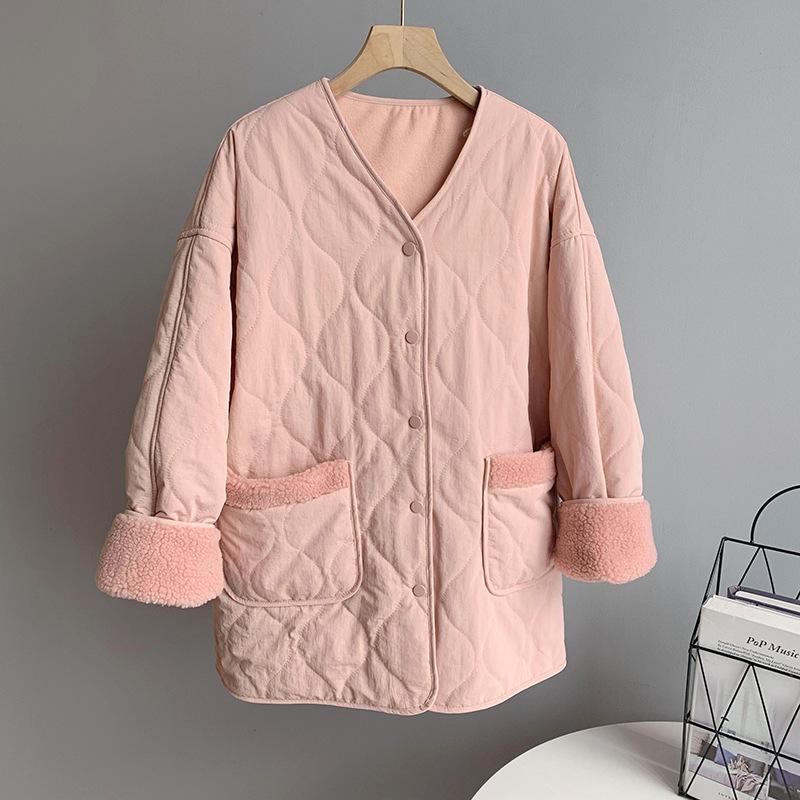 Осень-зима женское однотонное пальто в клетку с v-образным вырезом и длинным рукавом — фото 18