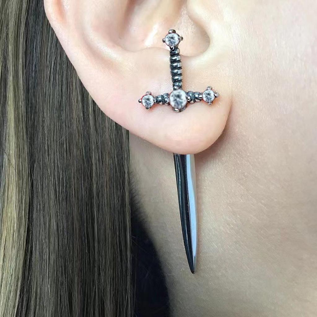 Lady's Earring Vintage Crystal Diamond Dagger Earrings