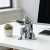 Medieval Knight Pen Holder Kneeling Knight In Armor Pencil Holder Desktop Decoration Fun Pen Holder Gift for Students Office Workers