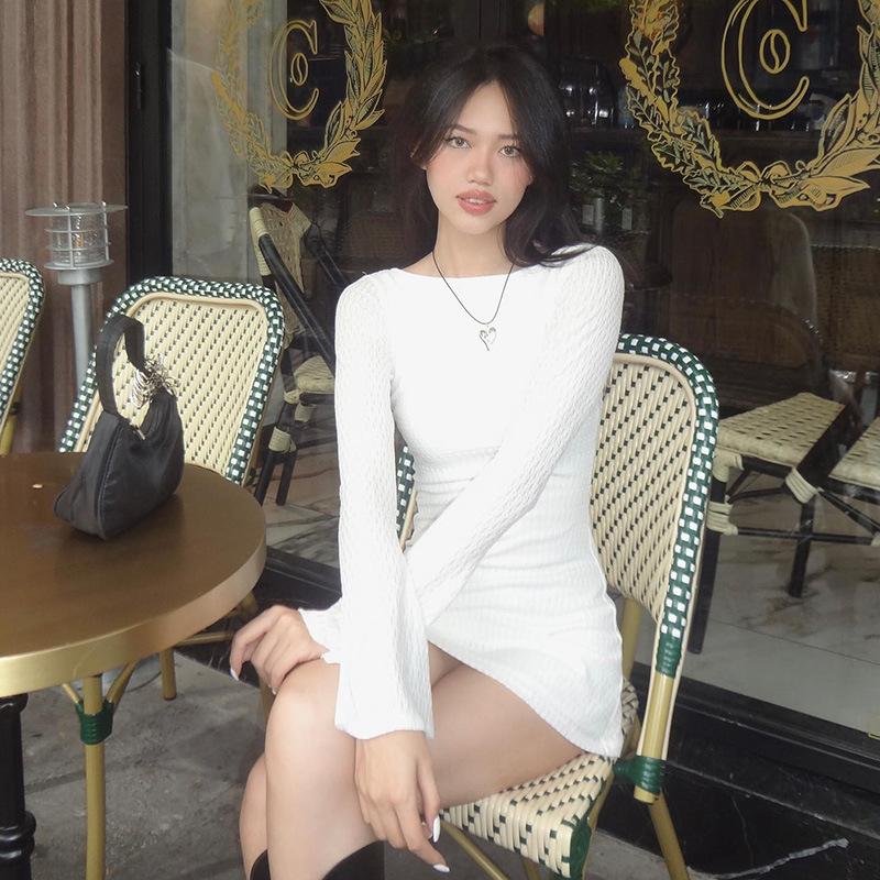 Pure Desire Style Simple Long Sleeved Dress, Spicy Girl Sexy Large Backless Waist Cinching Short Skirt