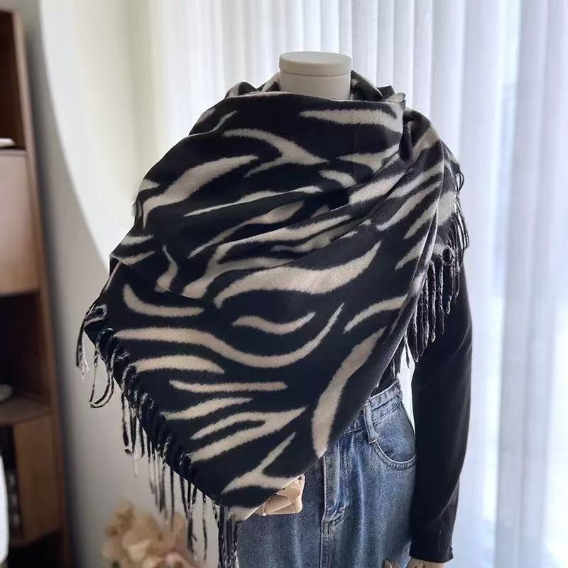 Leopard Print Thickened Warm Fleece-Like Cashmere Scarf Autumn Winter European & Korean Style Fashion Versatile Fringed Shawl