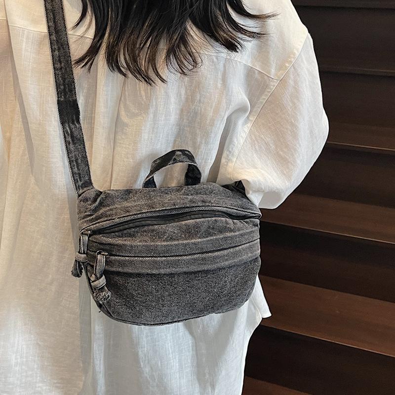 Denim bag women's 2025 new popular fashion casual versatile shoulder bag large capacity messenger handbag