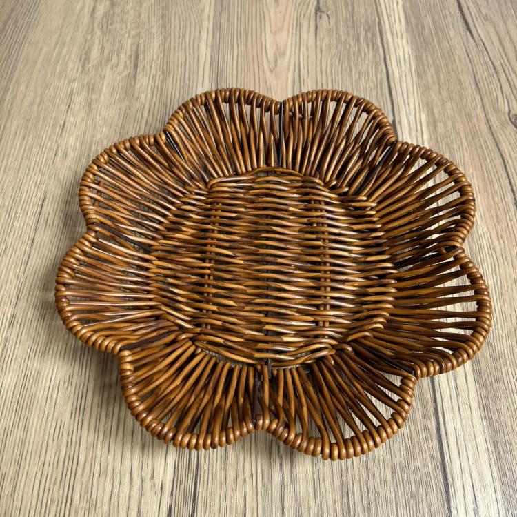 Handwoven Rattan Flower Shaped Storage Basket, Boho Wicker Fruit & Vegetable Tray for Kitchen, Decorative Organizer Basket
