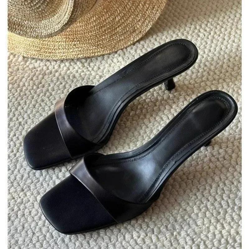 2025 Women's Summer New Square Toe Simple Solid Color Slippers Outdoor Open Toe Casual Banquet Party Women's Sandals
