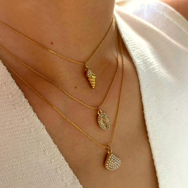 Trendy Spirals Shell Pendant Necklace In Stainless Steel Featuring Sparkling Rhinestones for Stylish Layer Look