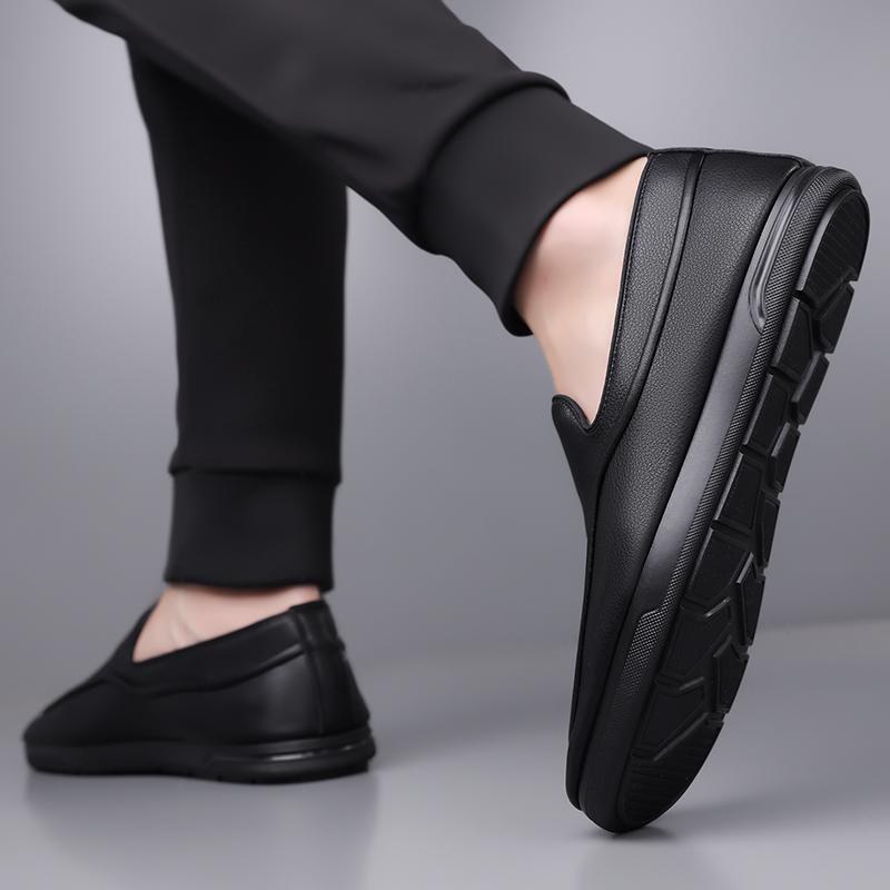 Fashion Men's Leather Loafers Slip-On Comfortable Walking Shoes 2025 New Casual Business Dress Shoes Men Breathable Soft Sole Flats