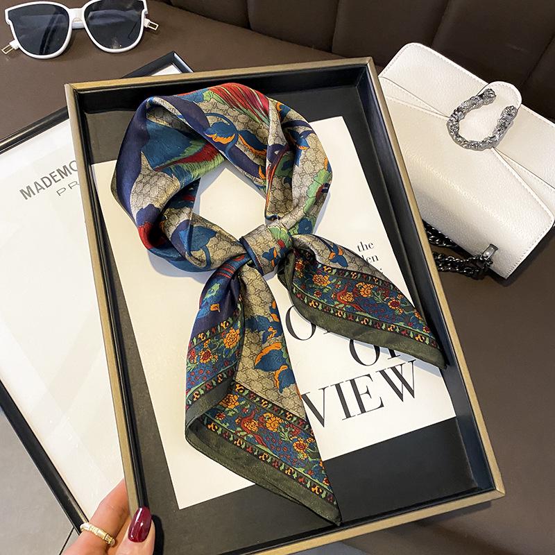 French Mulberry Silk Scarf: Women's Square Neck Scarf, Summer Thin Sunscreen, 70 cm, Elegant Mother Style.