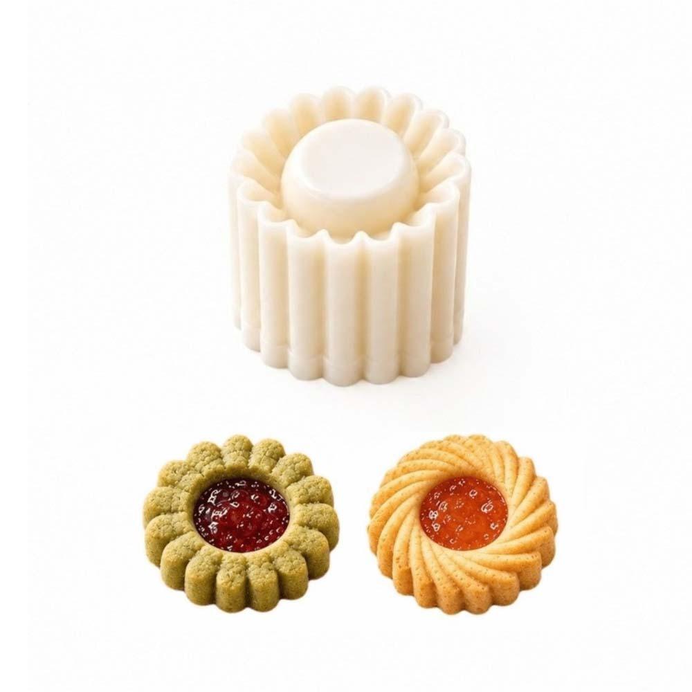 1/2pcs Double‑Sided Christmas Tree Pastry Mold Pineapple Tower Biscuits Mold  Mid Autumn Baking