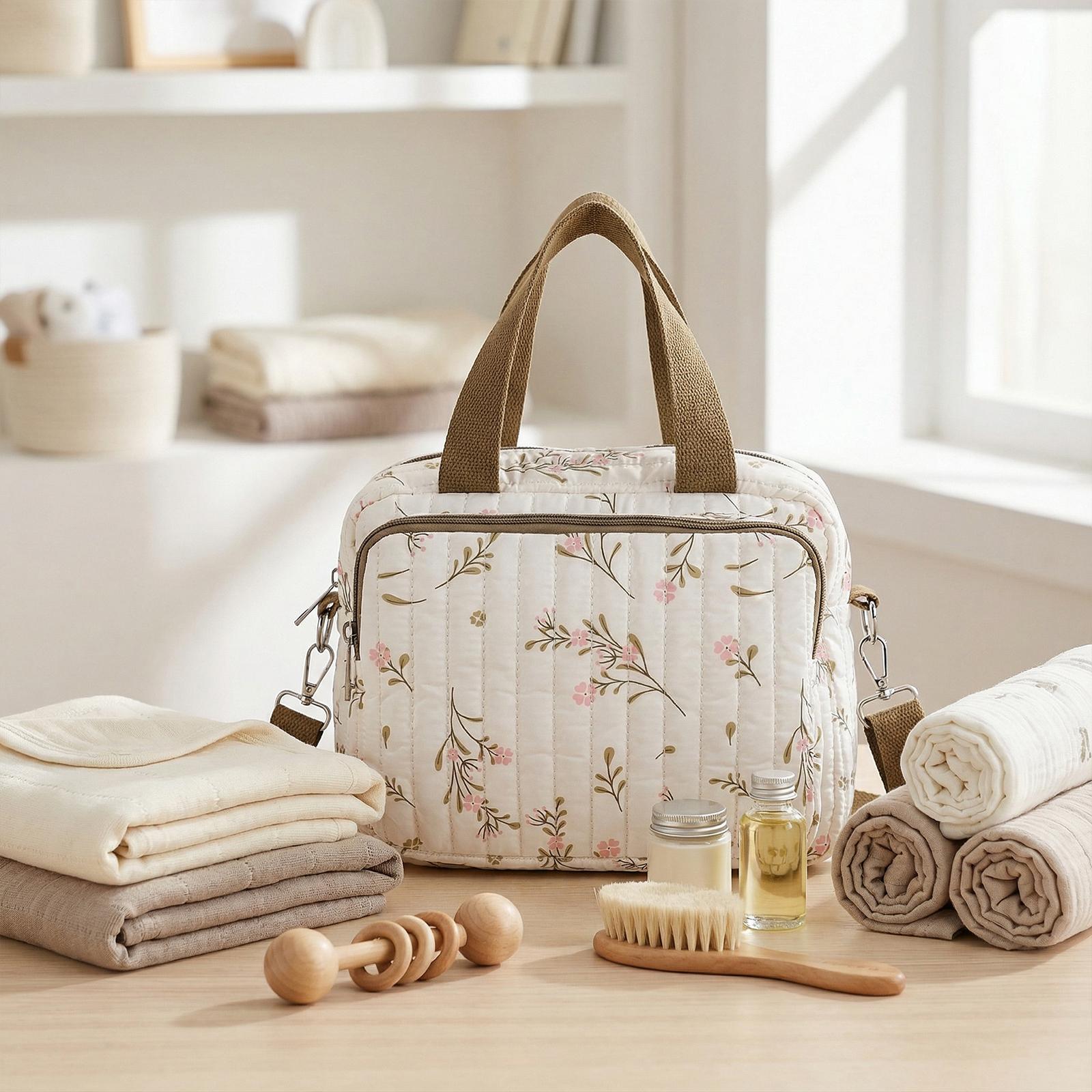 

Floral Quilted Diaper Bag Tote Multifunctional Baby Diaper Bag with Shoulder Strap for Women Daily Travel