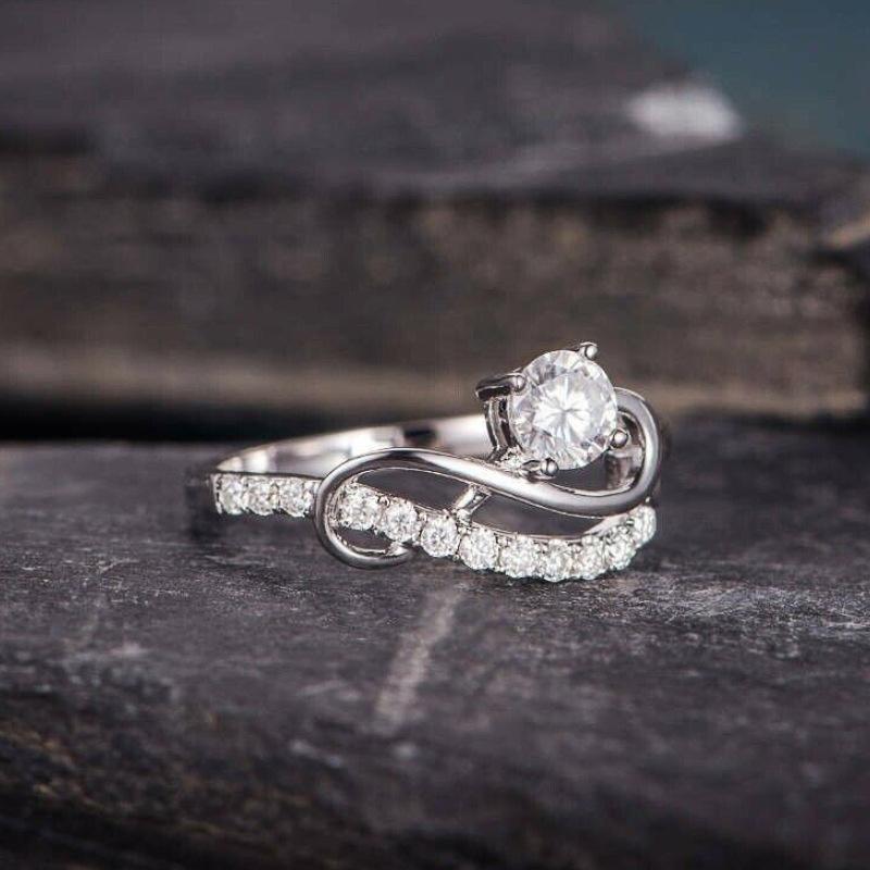 Design Ring Woman, Line Round Zircon Ring, Engagement Light Luxury Jewelry