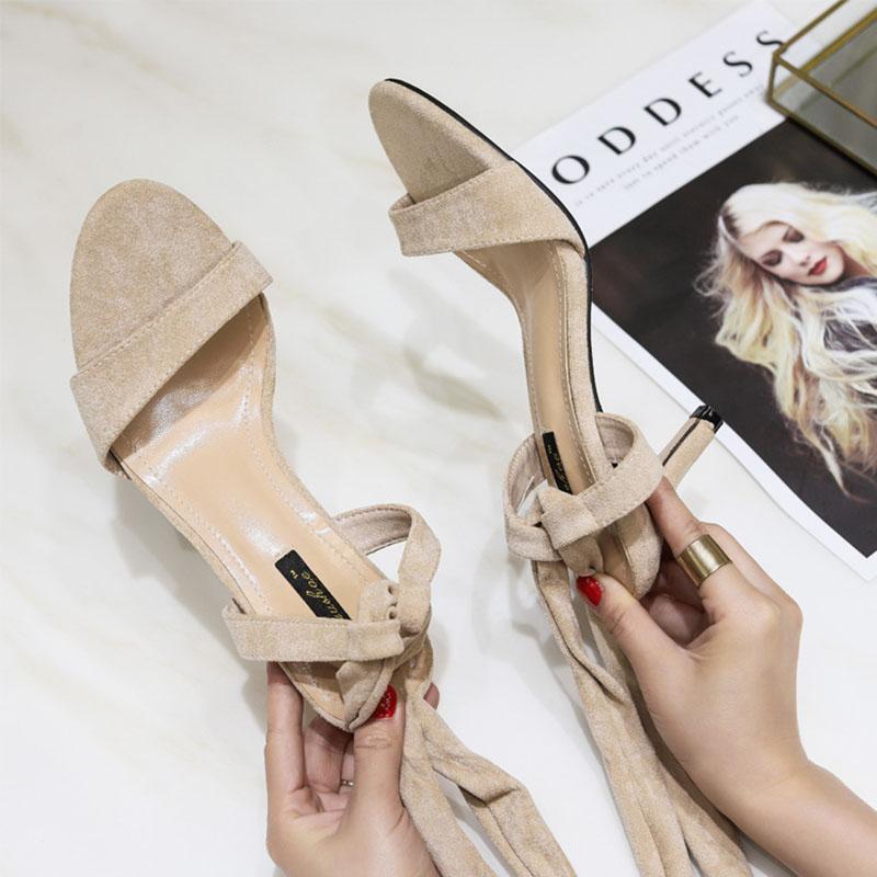 Модные шикарные женские босоножки с перекрестными шнурками на щиколотке — фото 3