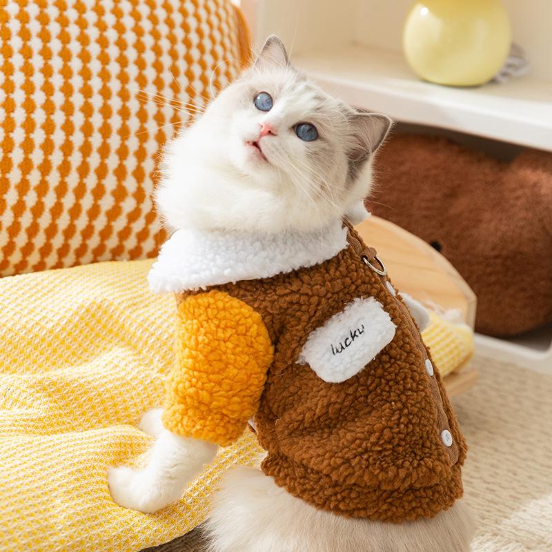 Cat clothes are warm in autumn and winter, big-eyed cute lamb wool two-legged cotton-padded clothes, dog thickened fleece jacket, teddy pet clothing.