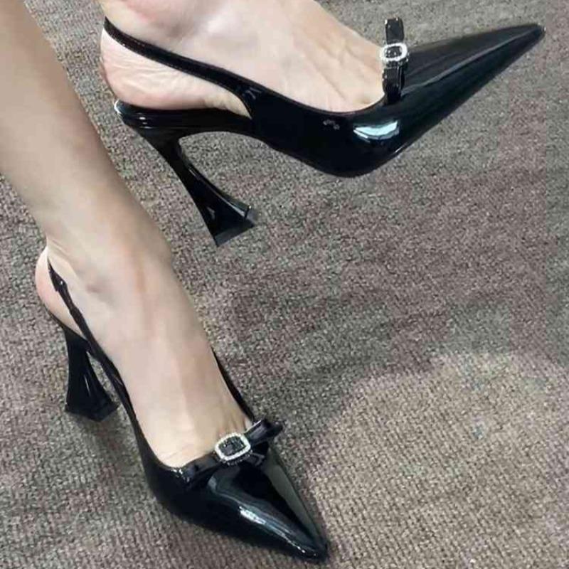 

Fashion Butterfly Knot Head Sandals Summer New Pointy Head Shallow Mouth Sequin One-line Buckle Anti-slip Wear-resistant High Heels 35