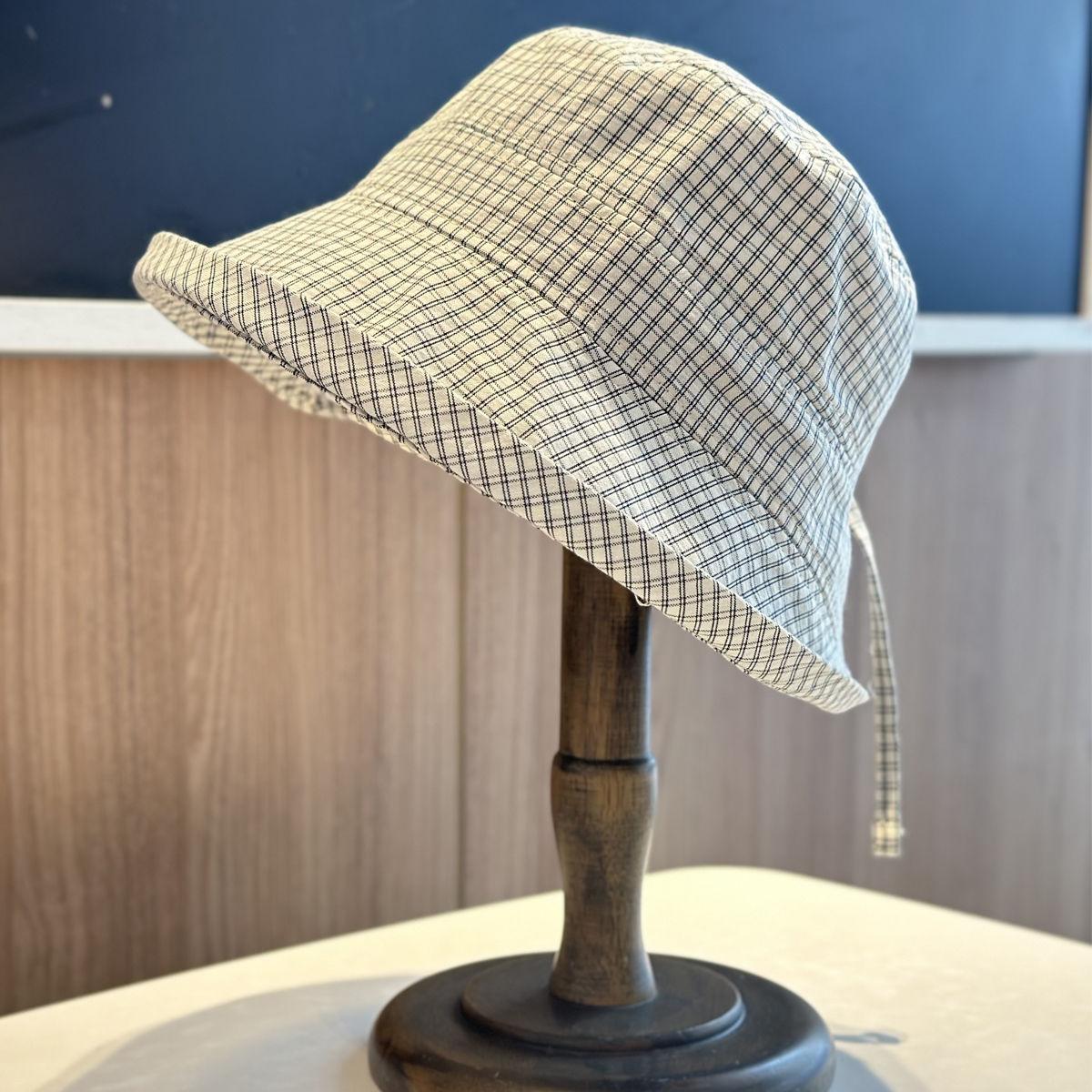 

Клетчатая завитая шляпа рыбака для женщин весна-лето с большими полями солнцезащитный козырек с бантом one size белый