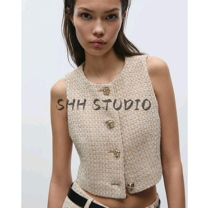 Metal Button Decorative Texture Round Neck Short Vest 2200130 with Belt Texture A- Line Skort 2201130
