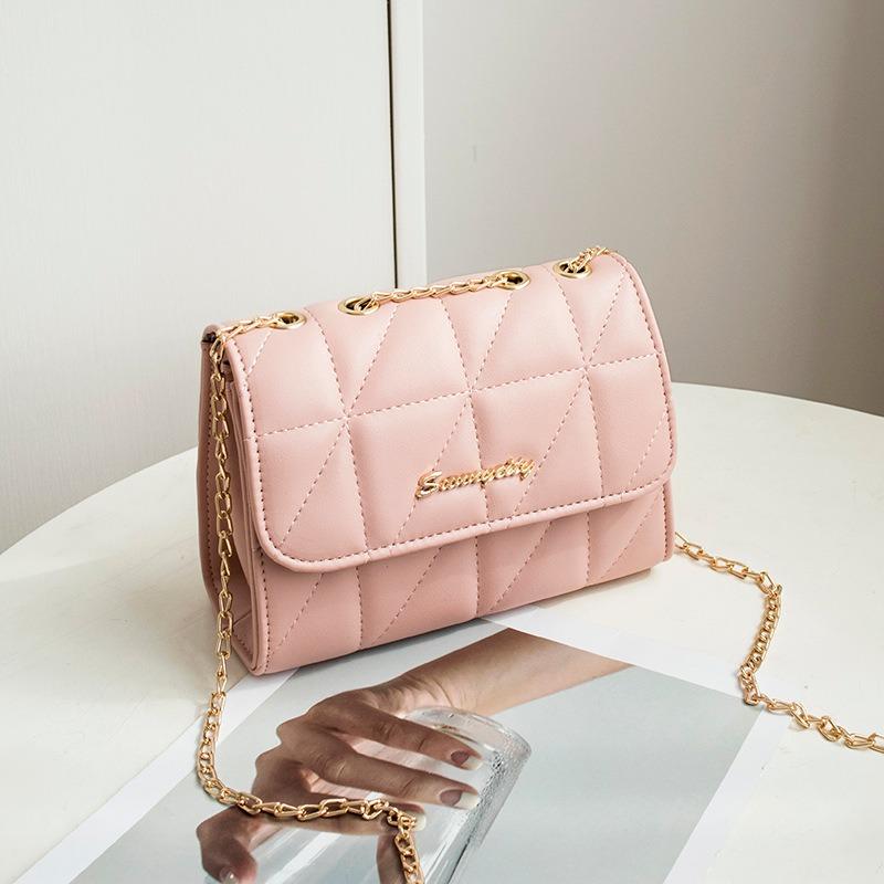 Fashion and Elegant Rhombus Embroidered Shoulder Square Bag Trendy Chain Messenger Women's Bag Bag