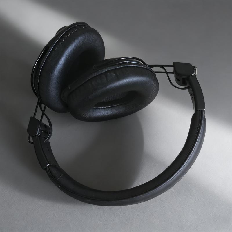 Premium Sponge Earpads Design For StudioPro Wireless Headsets Superior Sound Claritys And Sweat Resistant Durability