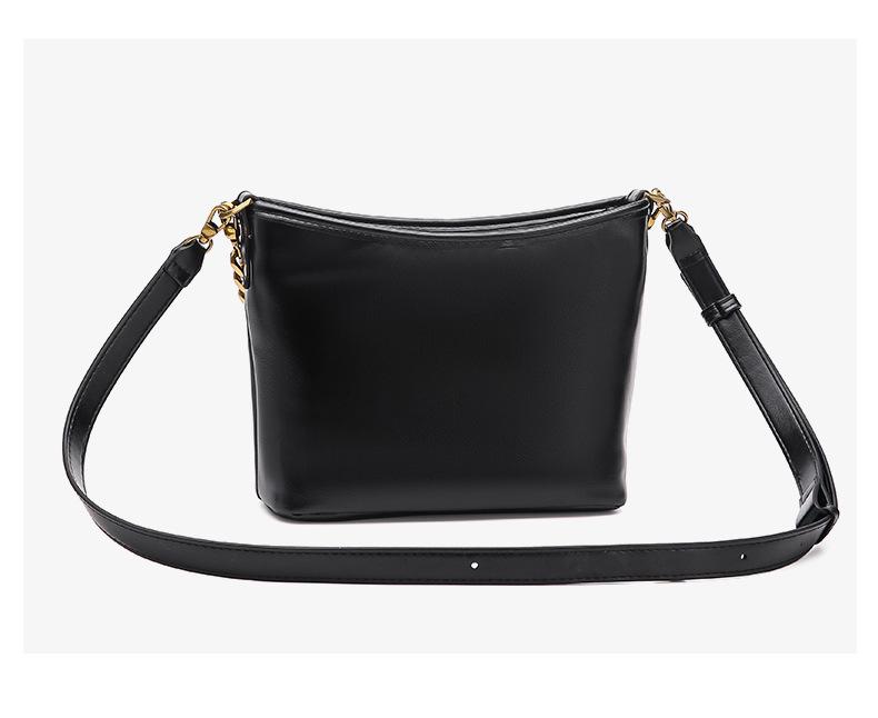 2025 High-End European & American Retro Yang Bucket Chain Bag - Versatile, Simple, Large Capacity Handbag