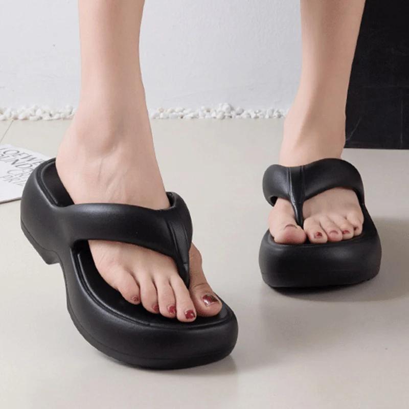 Fashion Fashion White Platform Flip Flops Women Thick Sole Eva Slippers Clip Toe Wedge Sandals Woman 2025 Summer Non Slip Beach Slides