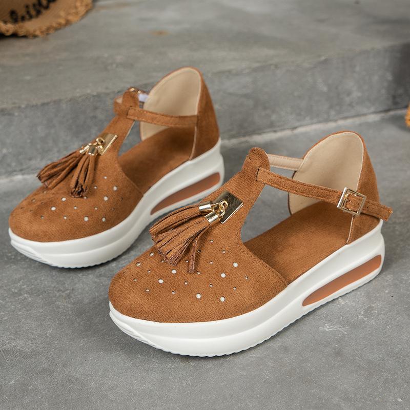 

Европейская и американская модная повседневная обувь 2024 года, летняя новая повседневная удобная обувь с кисточками и выемками, универсальная женская обувь 43 светло-коричневого