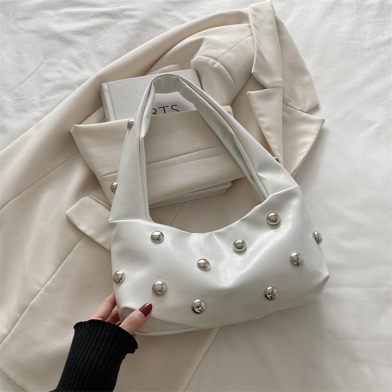 

Портативная персонализированная сумка, высокое качество, легкая роскошь, нишевый дизайн, украшение, мода, сумка через плечо под мышкой, для женщин белый