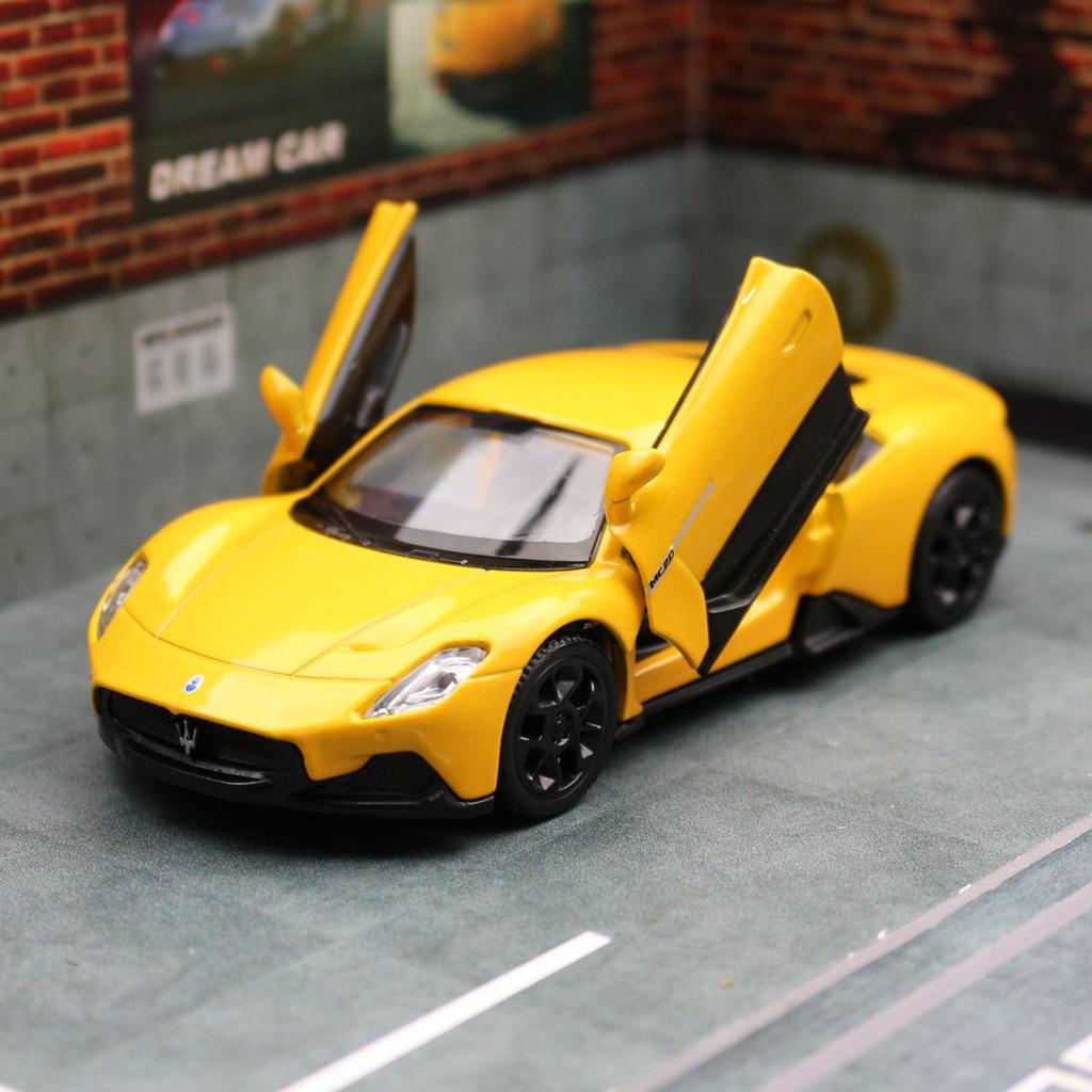 1/36 Maserati MC20 Super Sport Spielzeugautomodell für Kinder RMZ CiTY 5" Druckguss-Miniatur-Pullback-Kollektion Geschenk für Kinder Jungen