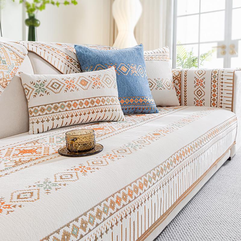 

Light Luxury Sofa Cushion, Universal Chenille Fabric In All Seasons, Nordic Sofa Seat Cushion, Non-Slip, High-End Backrest Towel 70*70cm