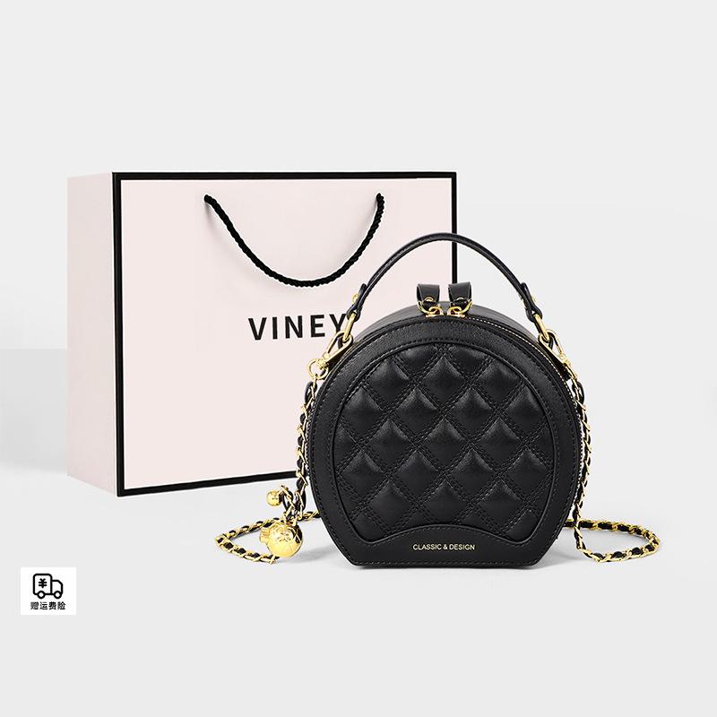 The Bags Family Women's Black/White Bag Bag Leather Messenger Bag Shoulder Handbag Niche Design High-End Chain Bag