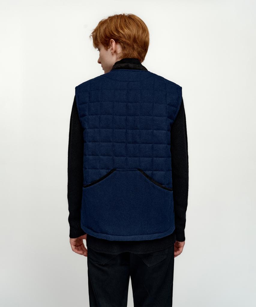 Solew Square Quilted Wool Vest_Navy