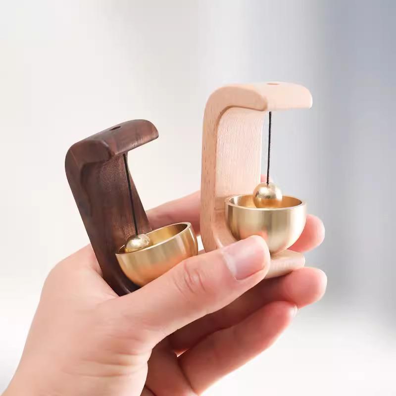 Newcomer Exclusive: Suction Cup Copper Doorbell & Healing Wind Chime for Homes & Shops