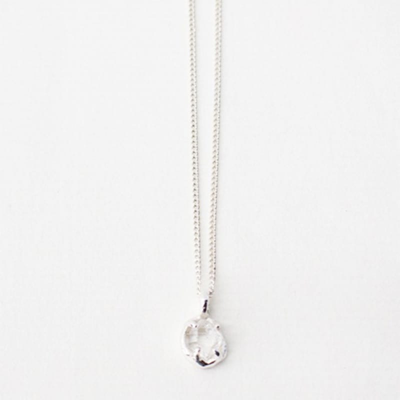 FLIT WHITE STONE NECKLACE (HOCKI DIAMOND)