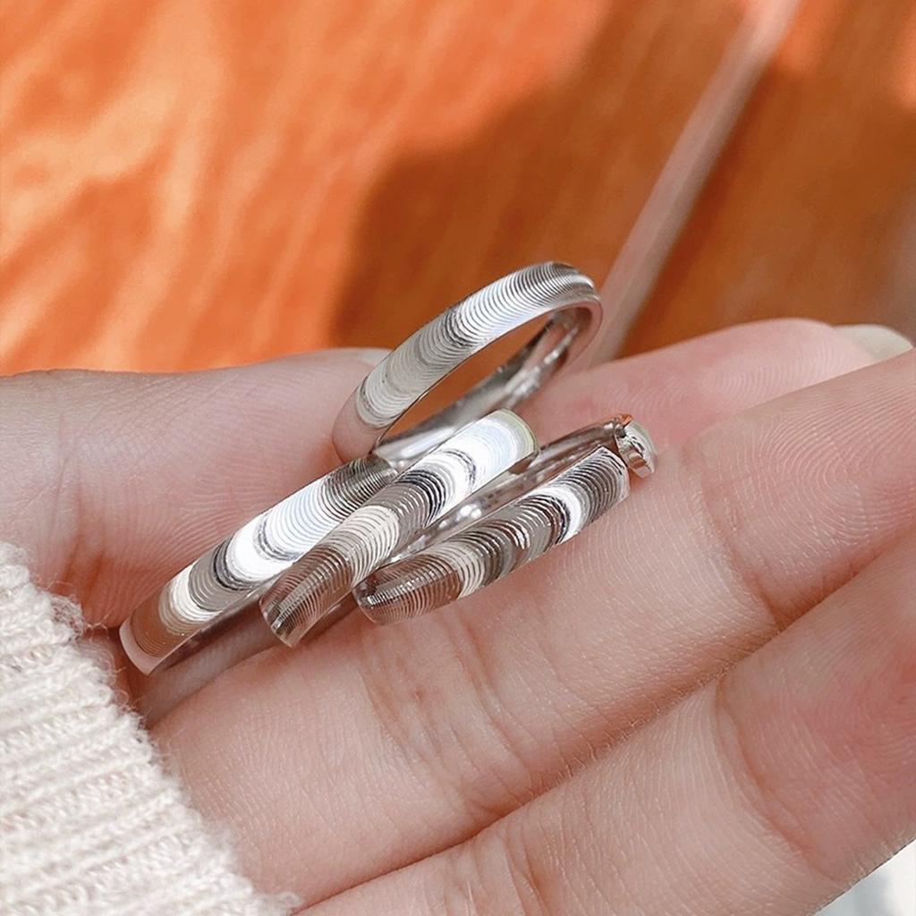 Elegant Ripple Effect Cat Eye Rings Versatile Cats Eye Ripple Stainless Steel Rings for Dates and Casual Events