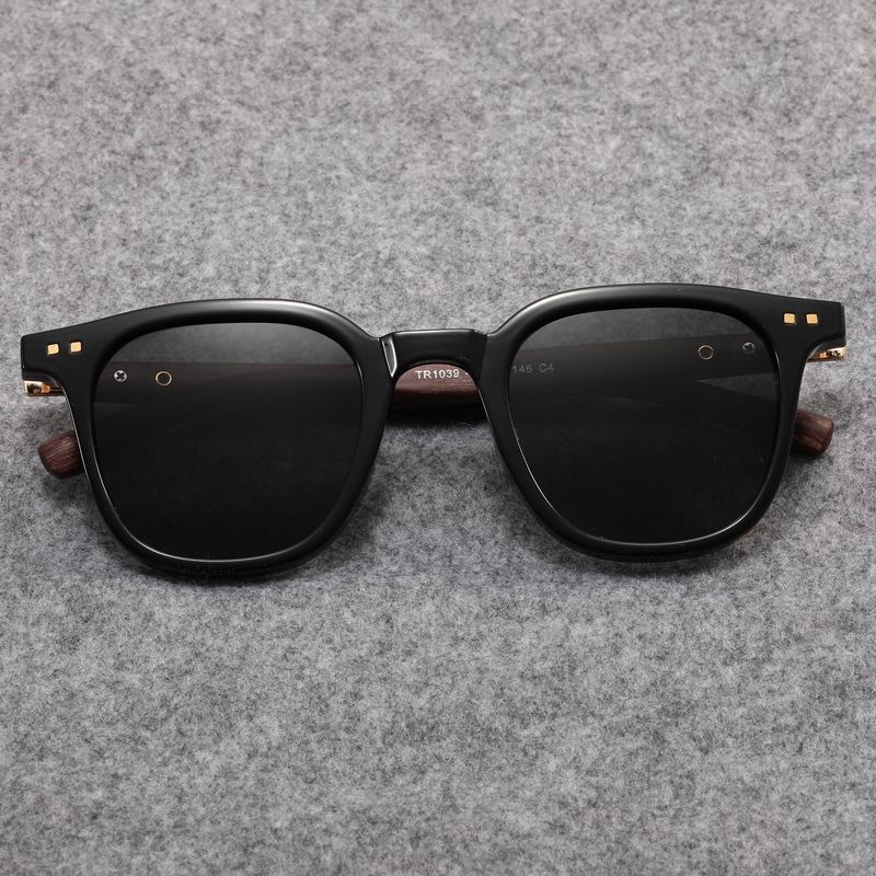Sunglasses men and women retro high sense tide shading UV protection sunglasses Internet celebrity explosion wood grain legs sunglasses