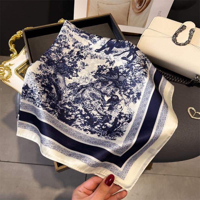 French light luxury chain small square scarf simulation silk printing silk scarf headscarf women's spring and summer scarf temperament scarf scarf new