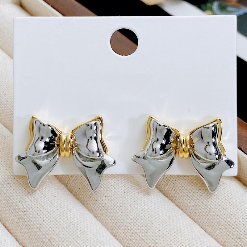 Silver Color Bowknot Stud Earrings for Female Elegant Wedding Part Ear Decoration Metal Knots Women's Unusual Earrings 2026 New