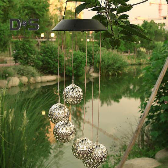Solar Wind Chime Garden Metal Orb Wind Chime with Color-Changing Solar Lights Outdoor Decor Light-up Wind Chime for Porch Patio Balcony Decoration