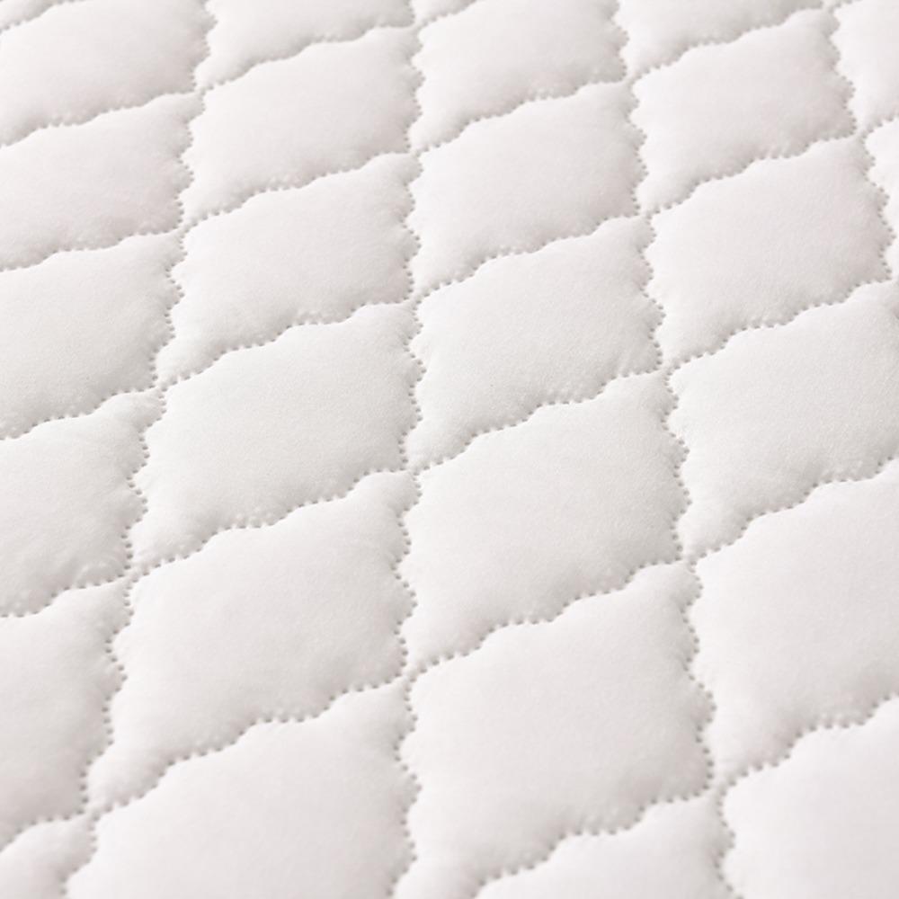 2pcs Nordic Style Quilted Pillow Case Breathable Solid Color Waterproof Pillowcase Machine Washable Anti-Bacterial