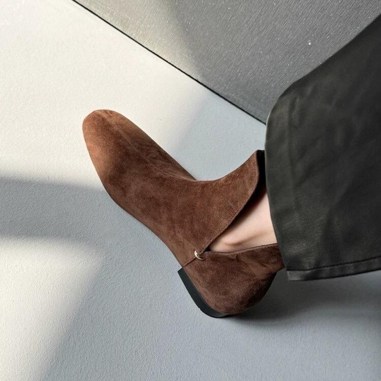 Korean version of simple niche side opening V mouth Chelsea short boots square head flat bottom thin boots short Martin boots women's boots