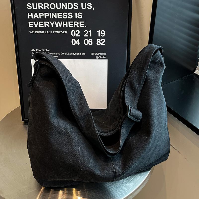 

New Korean shoulder bag women s ins versatile large-capacity canvas bag college student literary style class bag crossbody bag зелений