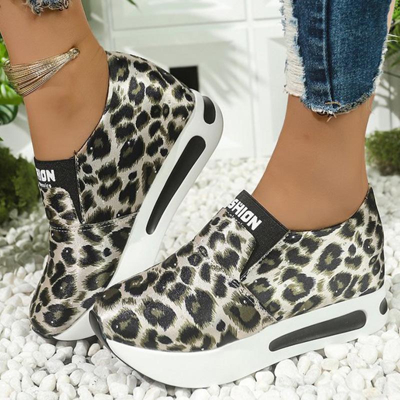 Fashion Autumn Winter Leopard Platform Sneakers Women Letter Print Slip On Sports Shoes for Woman Non Slip Wear Resistant Shoes Female