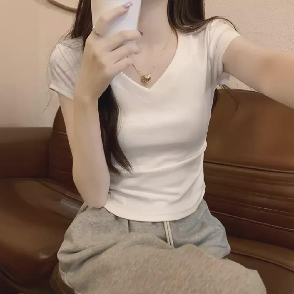 Petite Women's V-Neck Slim Fit Summer T-Shirt: American Style, Sweet & Spicy, Straight Shoulder, Short-Sleeved Top.