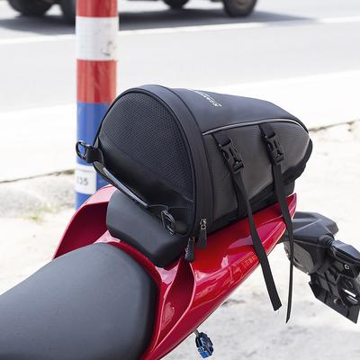 Motorcykelryggsäck Stor kapacitet Motorcykelbakväska Slitstark Vattentät Bakre Motorcykelväska för Elcyklistväska