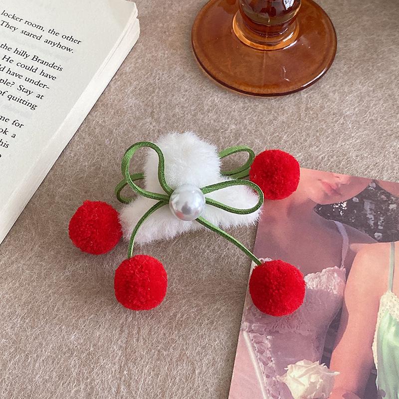 

Корейская бархатная заколка для волос в форме сердца со стразами и помпоном из норкового меха – Пушистый осенне-зимний аксессуар